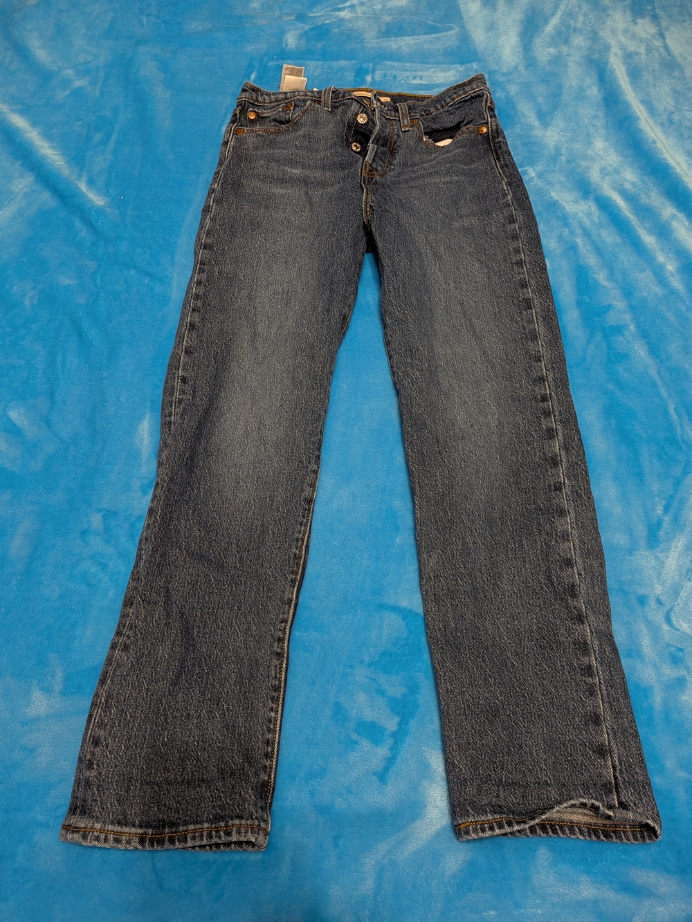 👖🔵 Icon Status: Levi’s Original Fit Button-Fly Jeans 🔵👖